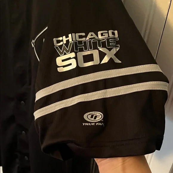 Genuine Merchandise Chicago White Sox Black and White Baseball Jersey - Picture 3 of 5